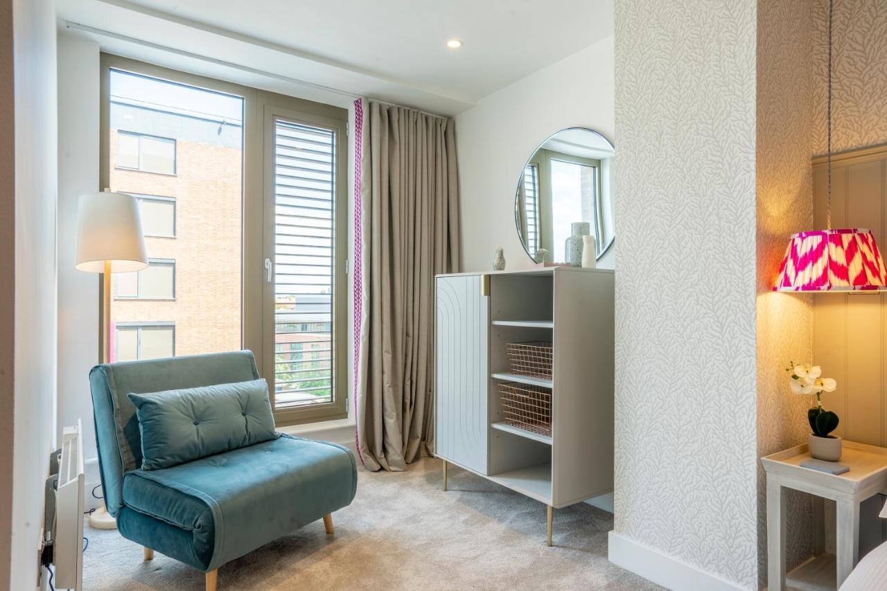 Out Of Office @ Ryedale House Apartment York Exterior photo